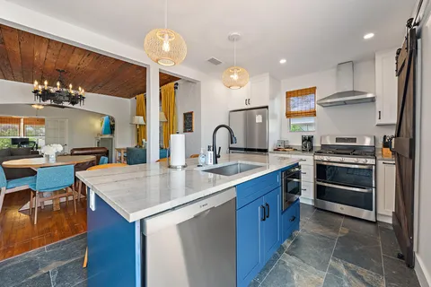 $699,900 | 717 Macy Street, West Palm Beach, FL 33405