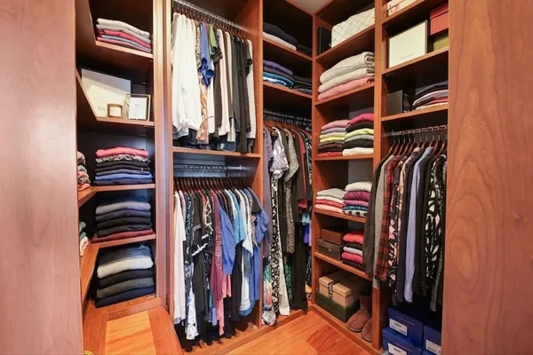 $1,599,999 | 2310 East 66th Street | Mill Basin