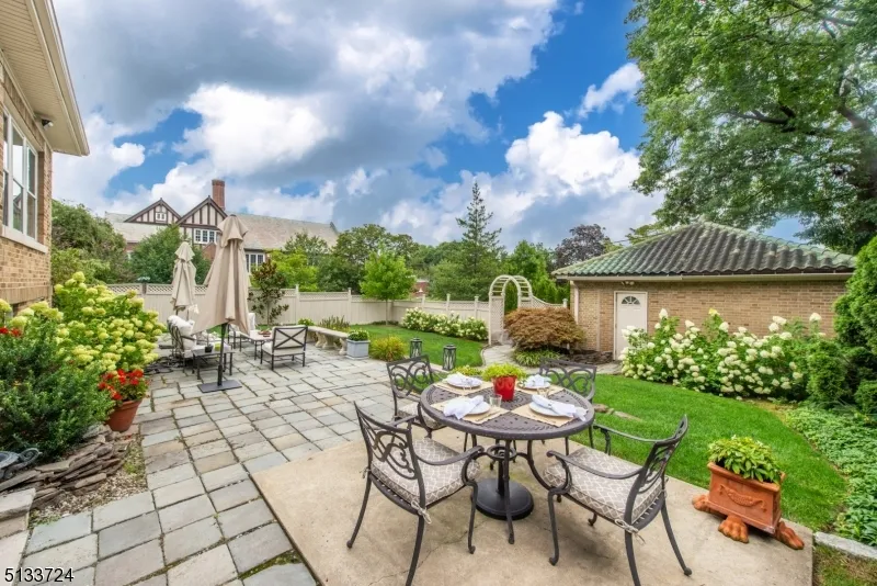 $2,274,900 | 281 Forest Avenue, Glen Ridge, NJ 07028