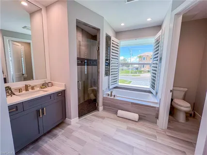 $1,580,000 | 554 North Barfield Drive, Marco Island, FL 34145