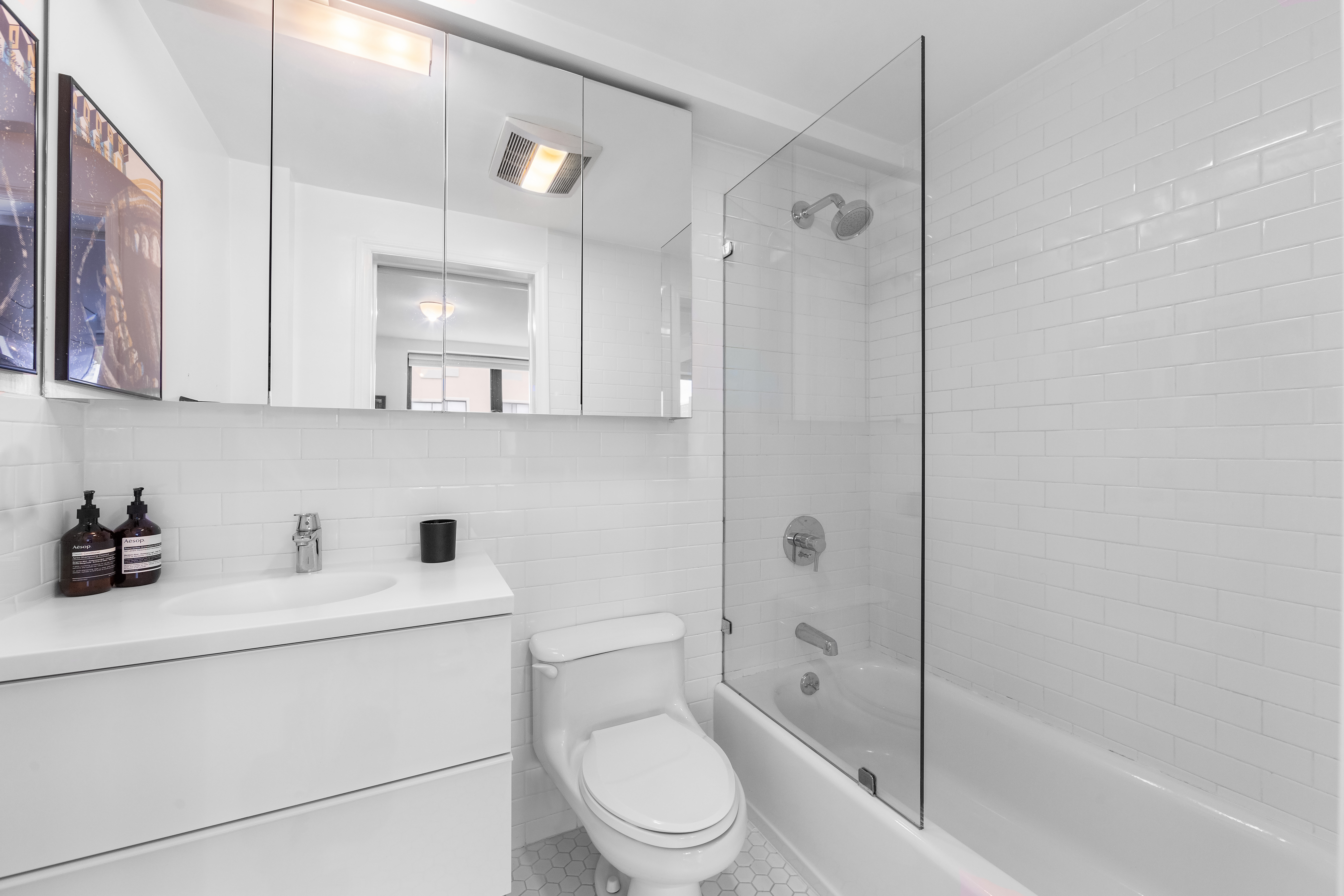133 Essex Street, Unit 802 New York, NY 10002 - Photo 4 of 6