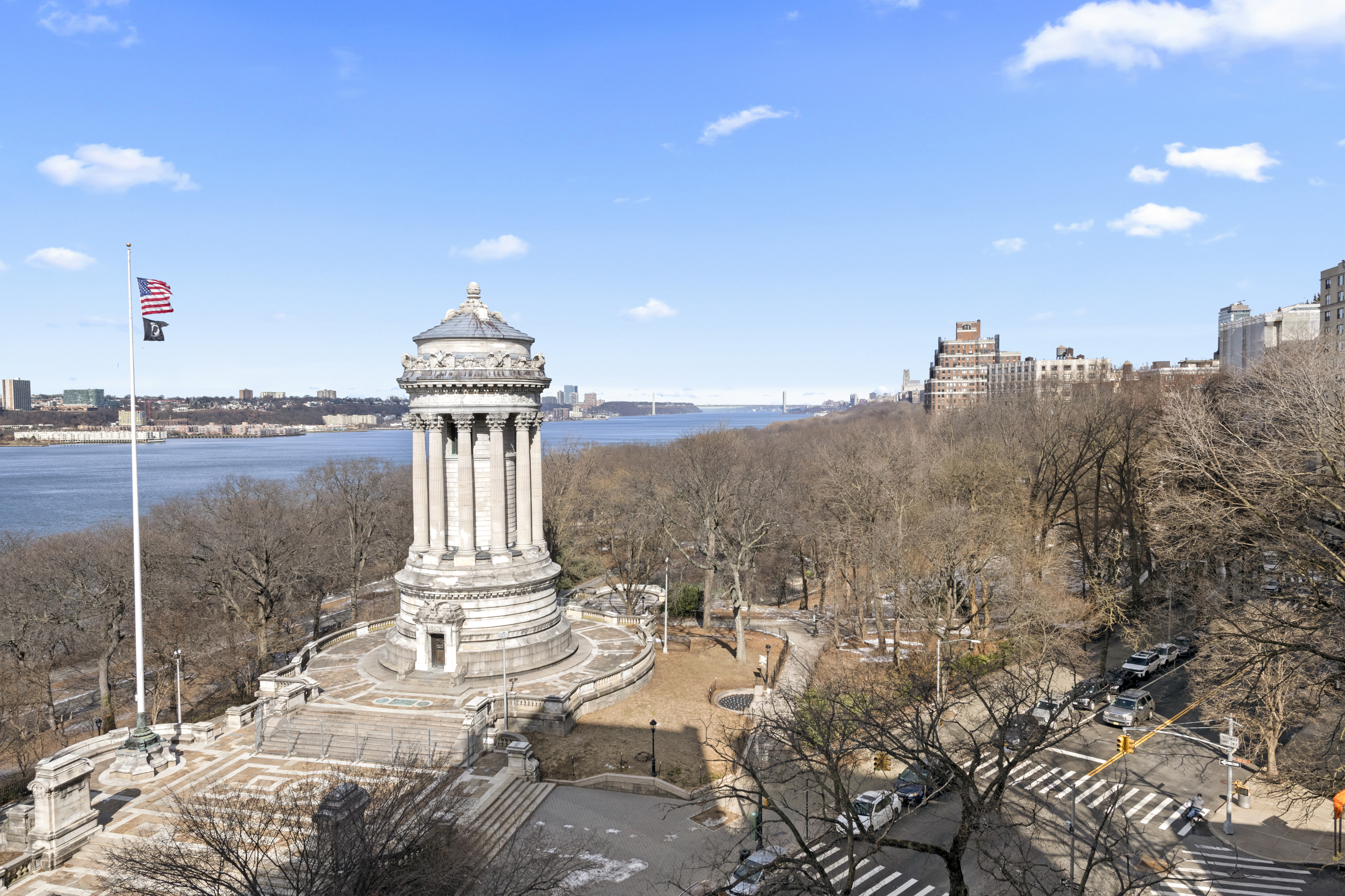 160 Riverside Drive, Unit 8A Manhattan, NY 10024 - Photo 12 of 15 a view of a city