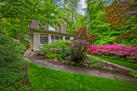 $880,000 | 401 Edgevale Road, Baltimore, MD 21210