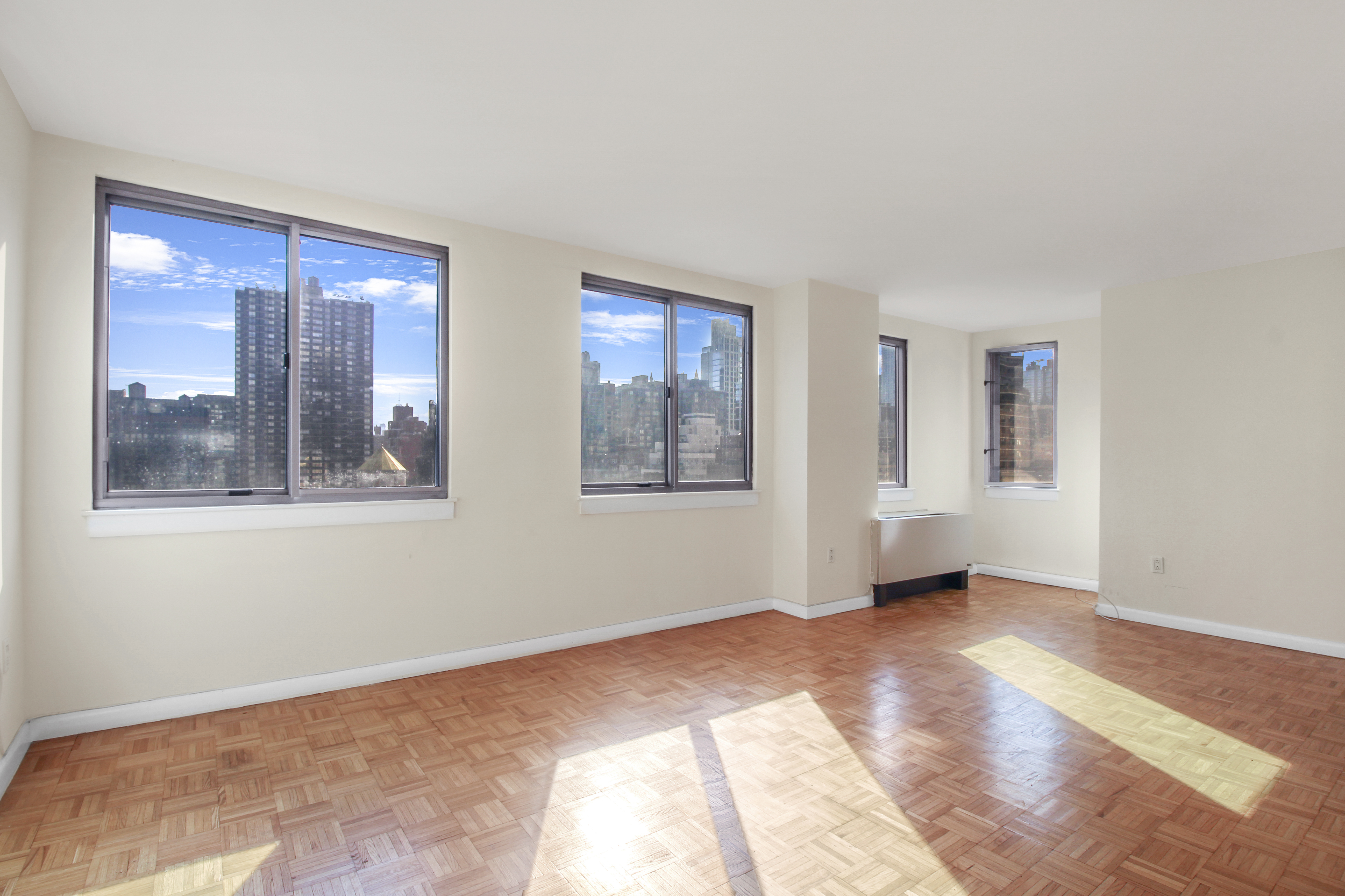 308 East 38th Street, Unit 14B Manhattan, NY 10016 - Photo 3 of 20
