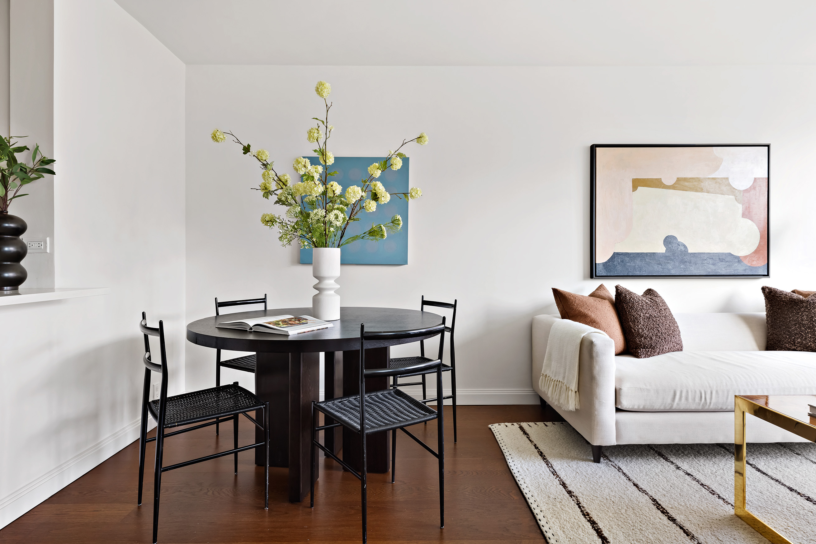 200 East 94th Street, Unit 2916 Manhattan, NY 10128 - Photo 8 of 15