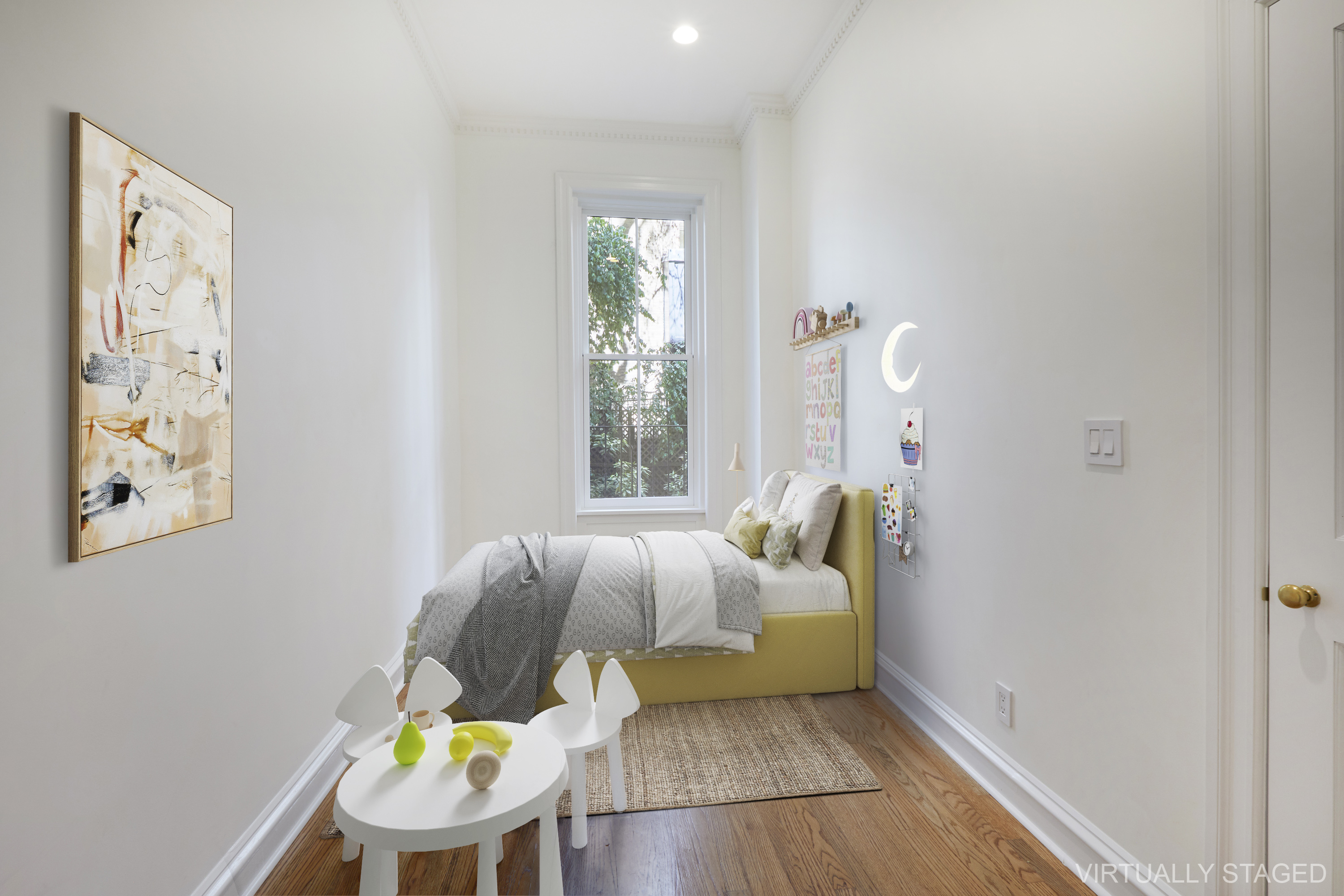 157 East 75th Street, Unit 1E Manhattan, NY 10021 - Photo 7 of 21 a living room with furniture and a lamp