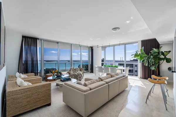 $2,090,000 | 1331 Brickell Bay Drive, Unit 1611, Miami, FL 33131