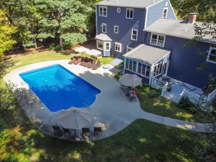 $1,395,000 | 28 Sunnyrock Drive, Walpole, MA 02081
