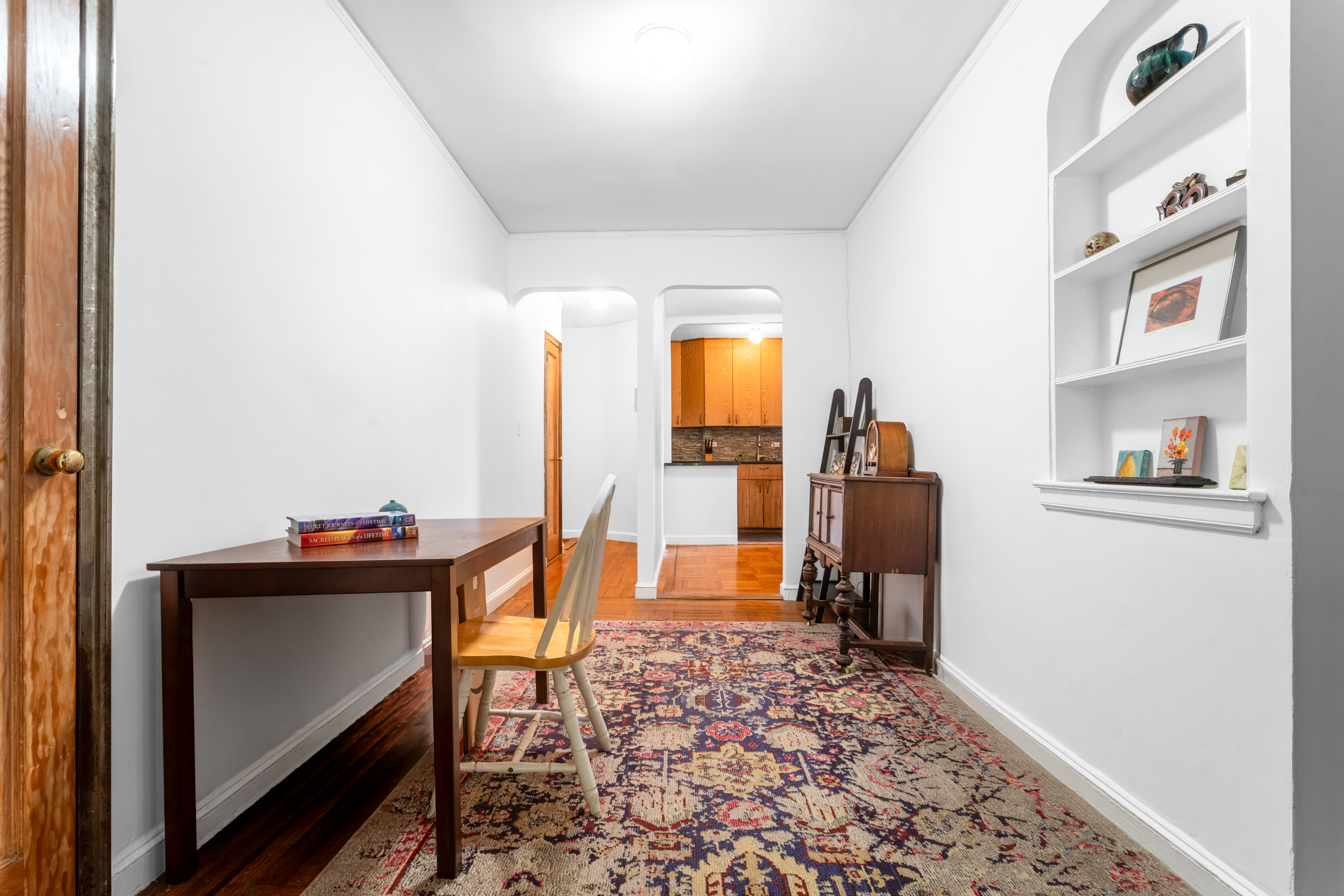 30 Bogardus Place, Unit 2C Manhattan, NY 10040 - Photo 3 of 20 Gallery Image 3