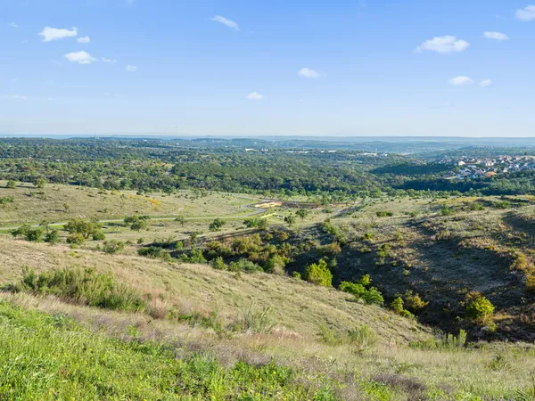 a view of an outdoor space
