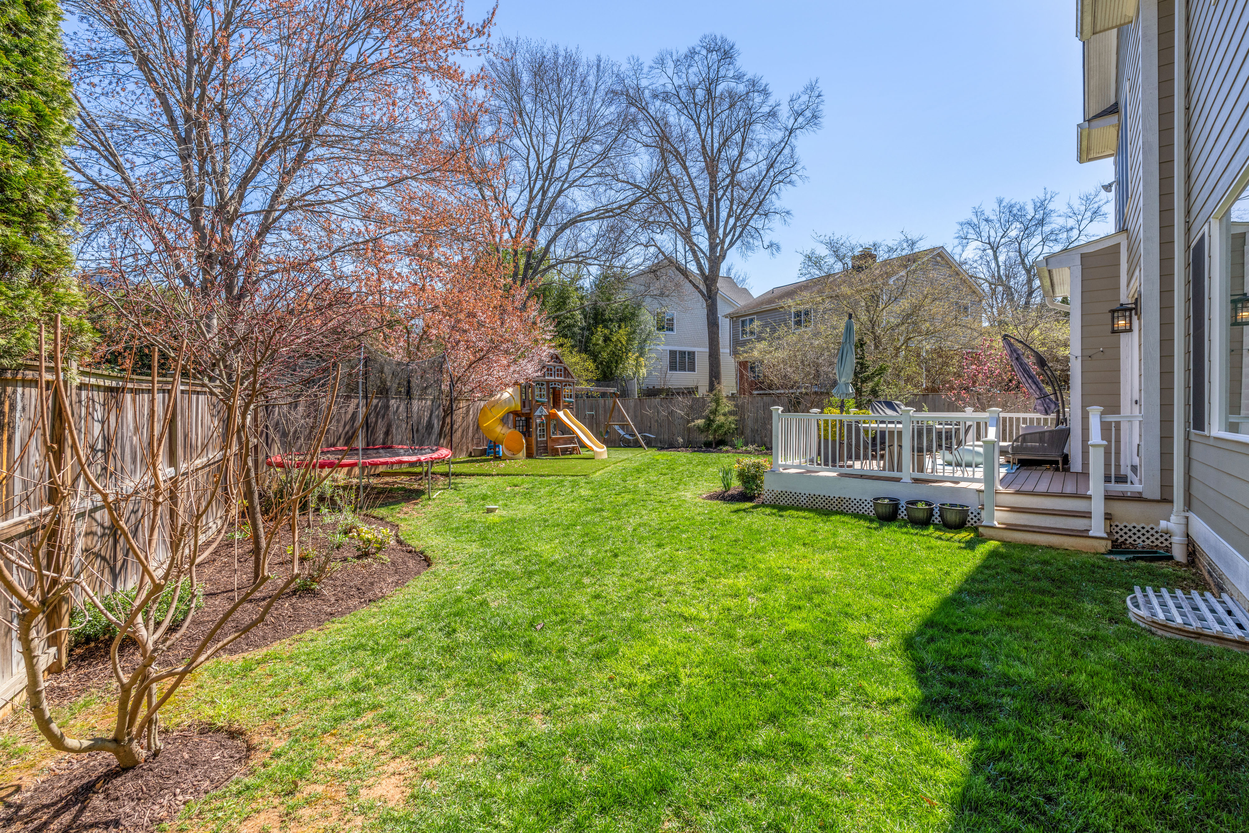 8919 Ridge Place Bethesda, MD 20817 - Photo 34 of 41