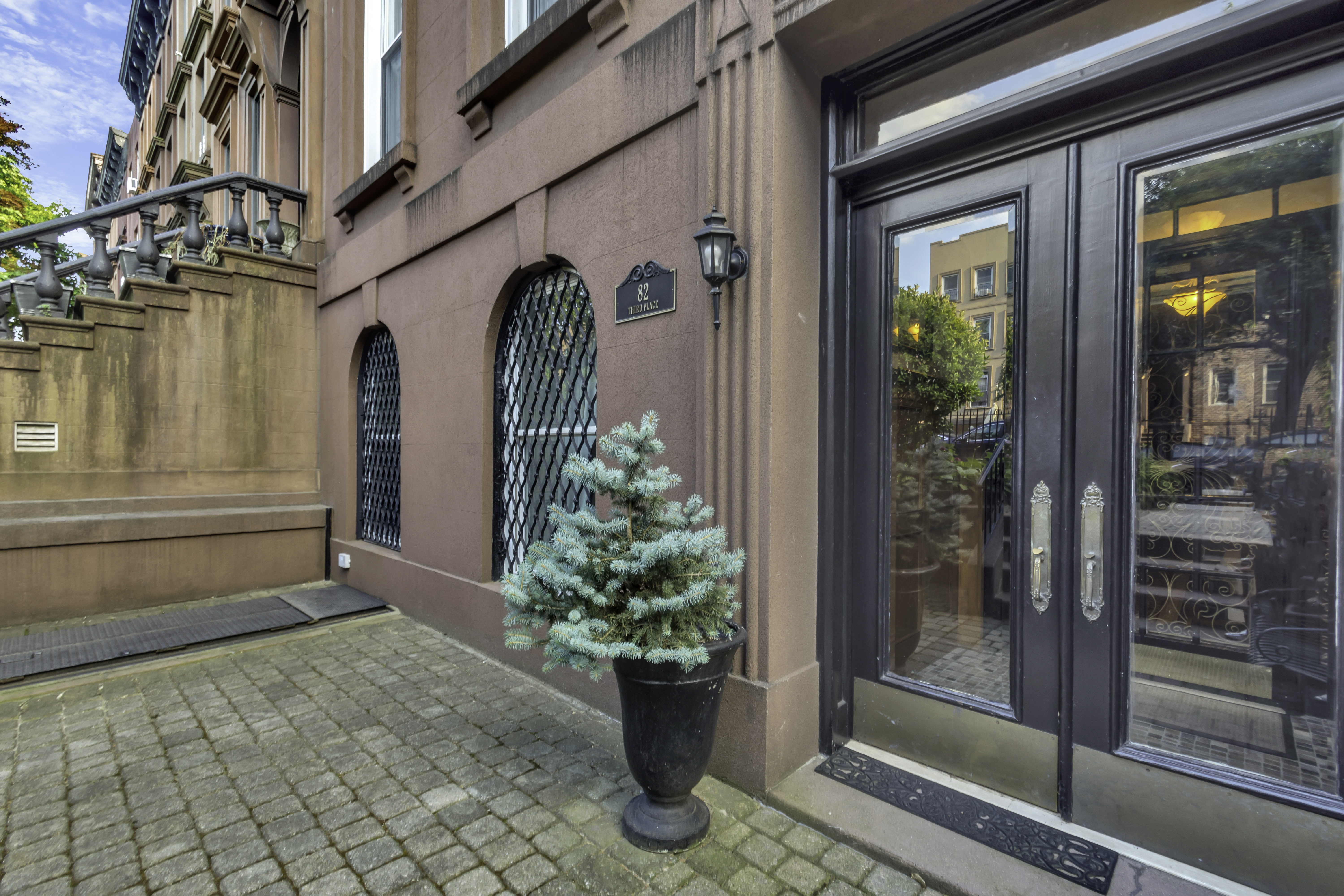 82 3rd Place Brooklyn, NY 11231 - Photo 2 of 18