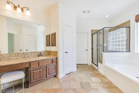 $715,000 | 14107 Hunters Lake Way, Houston, TX 77044