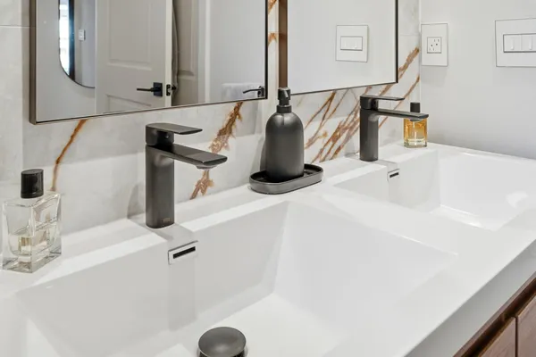 $699,900 | 1328 Maryland Avenue Northeast, Unit 2, Washington, DC 20002