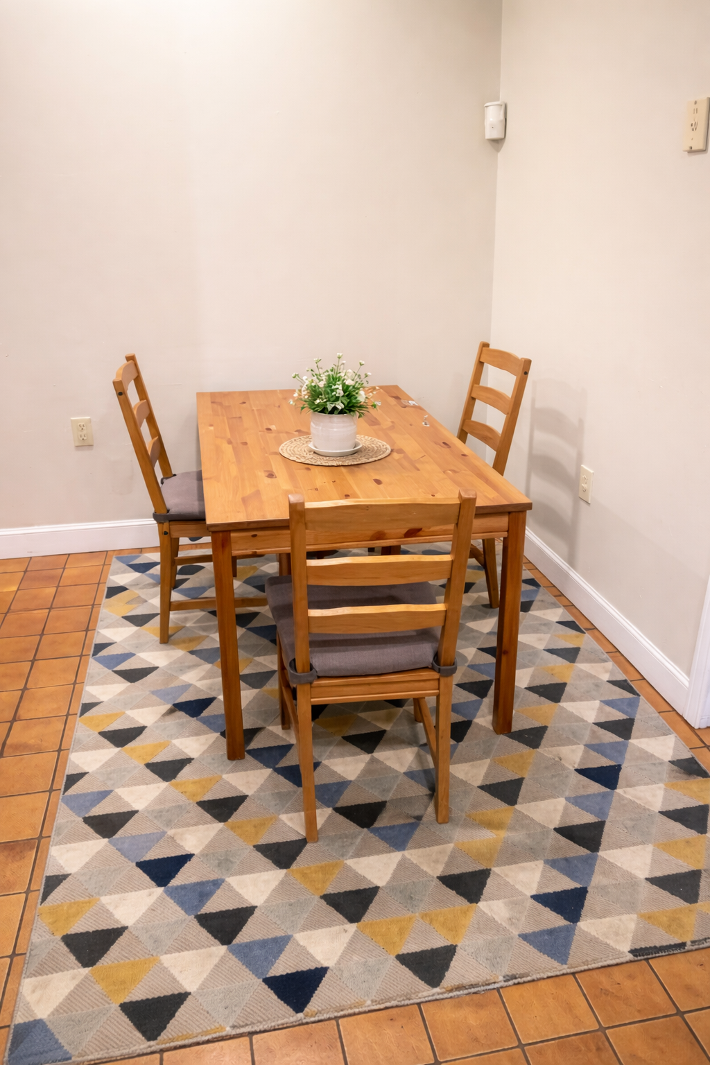 191 Lawrence Road Medford, MA 02155 - Photo 10 of 37