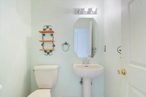 $470,000 | 60 Hickory Way, Mount Arlington, NJ 07856