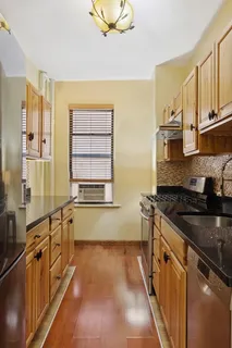$385,000 | 359 Fort Washington Avenue, Unit 5C | Hudson Heights