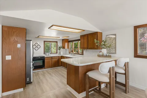 $1,550,000 | 387 1/2 Ocean View Avenue, Encinitas, CA 92024