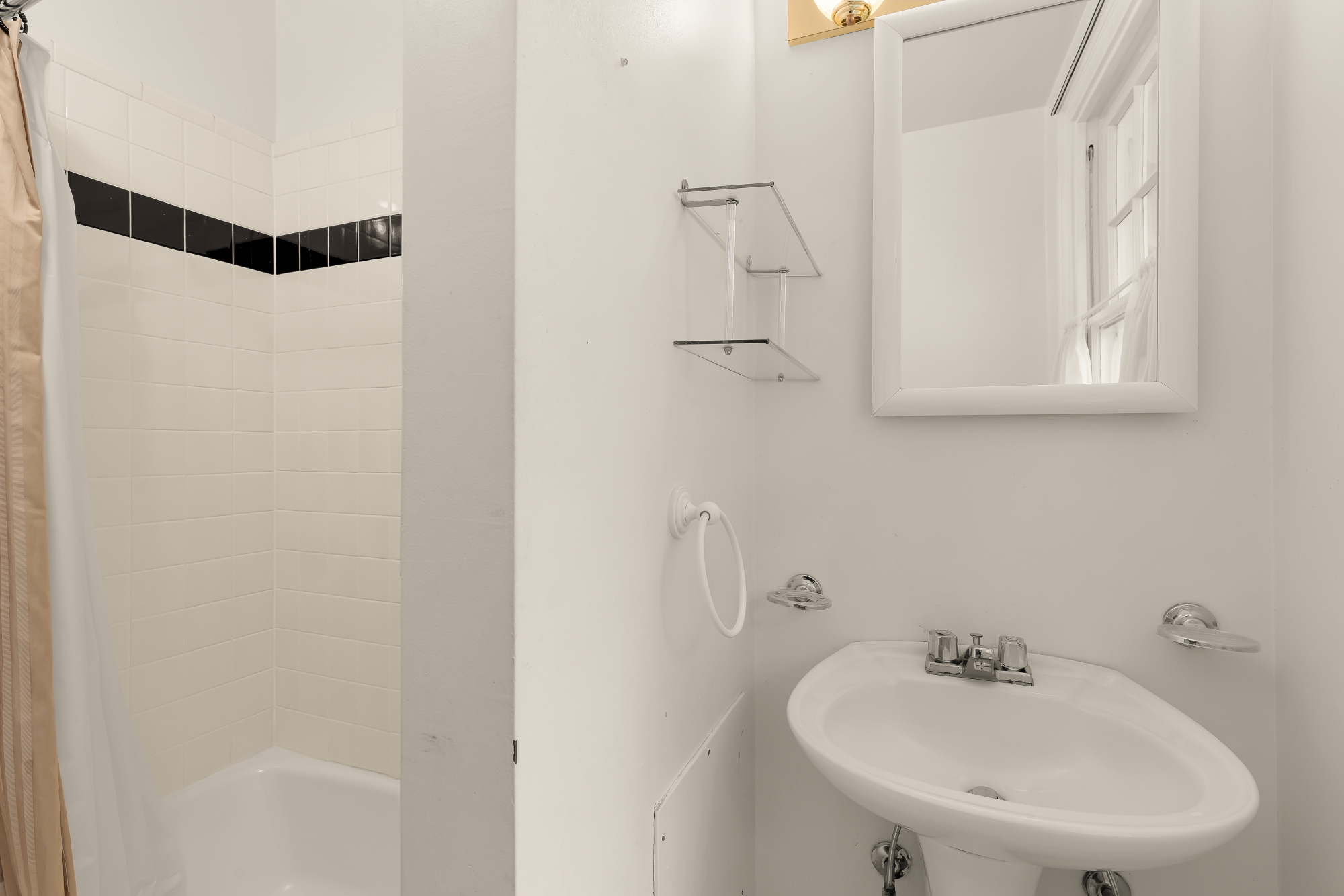 2820 38th Street Northwest Washington, DC 20007 - Photo 31 of 54