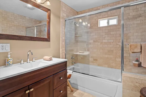 $1,999,000 | 14440 Valley Vista Boulevard, Sherman Oaks, CA 91423