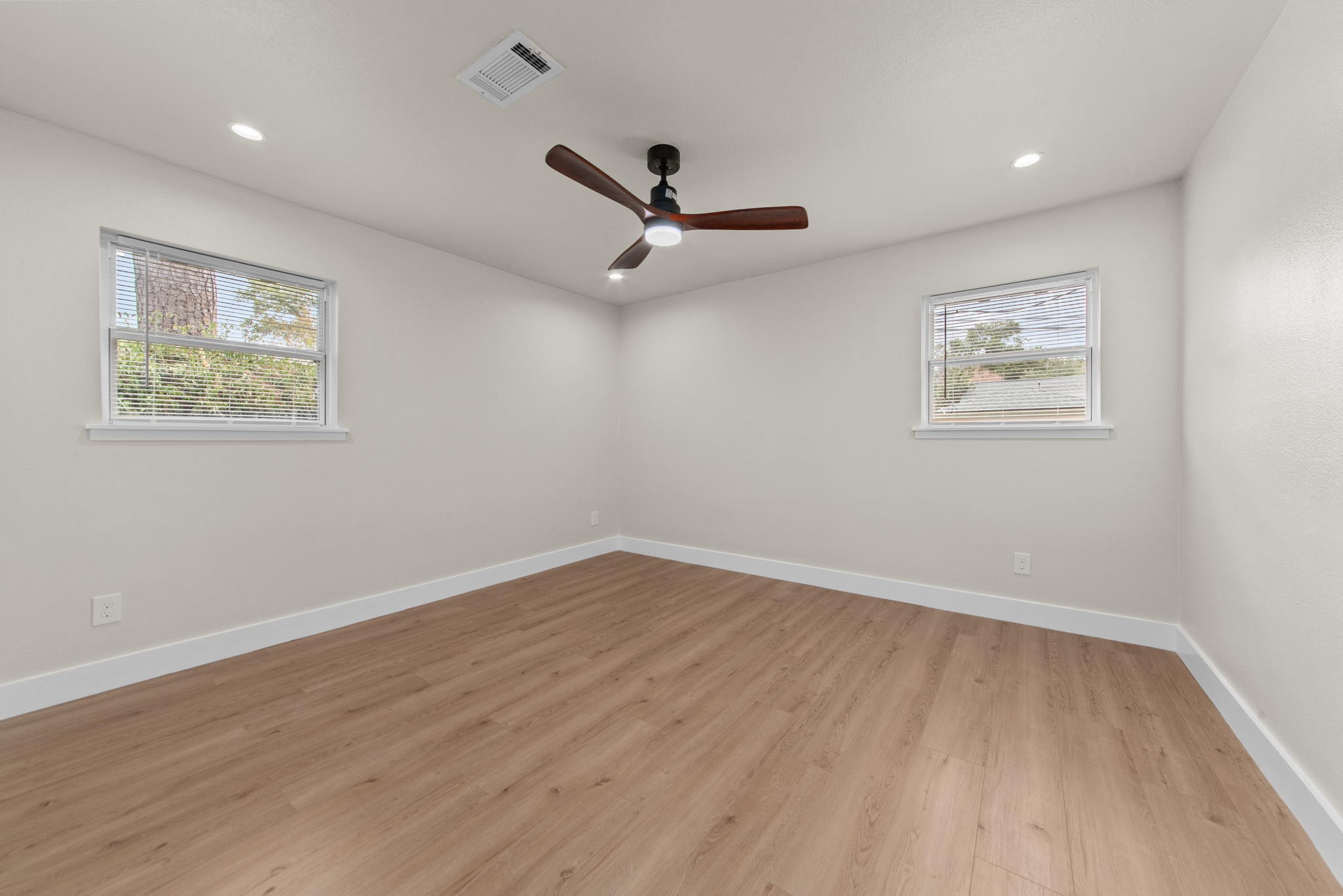 1707 Southwick Street Houston, TX 77080 - Photo 15 of 17