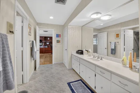 $2,000,000 | 2101 Northwest 25th Street, Boca Raton, FL 33431