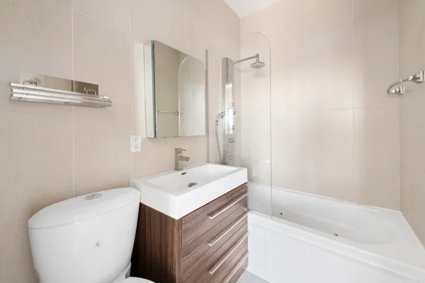 $4,195 | 221 Troutman Street, Unit 4L | Bushwick