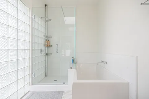 $2,795,000 | 833 17th Street, Unit 4, Santa Monica, CA 90403