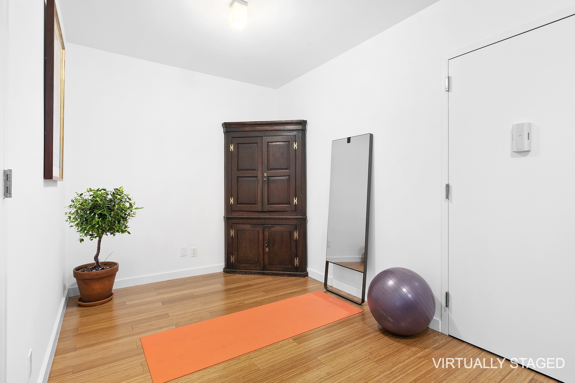 353 East 104th Street, Unit 3E Manhattan, NY 10029 - Photo 6 of 12