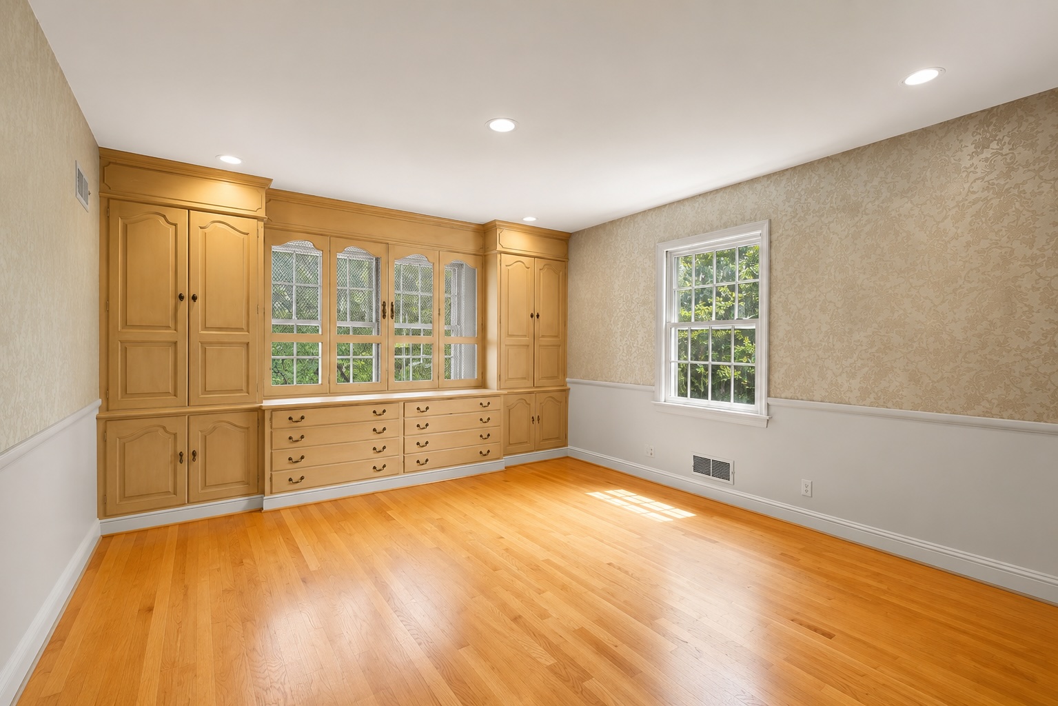 3226 Broad Branch Terrace Northwest Washington, DC 20008 - Photo 11 of 30