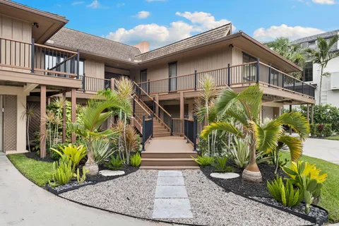 $14,900,000 | 3695 Gordon Drive, Naples, FL 34102