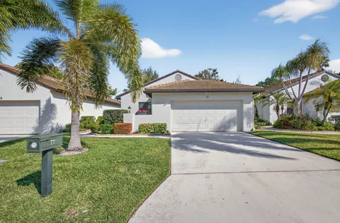 $519,000 | 77 Ironwood Way North, Palm Beach Gardens, FL 33418