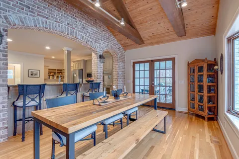 $3,200,000 | 510 Granny White Pike, Brentwood, TN 37027