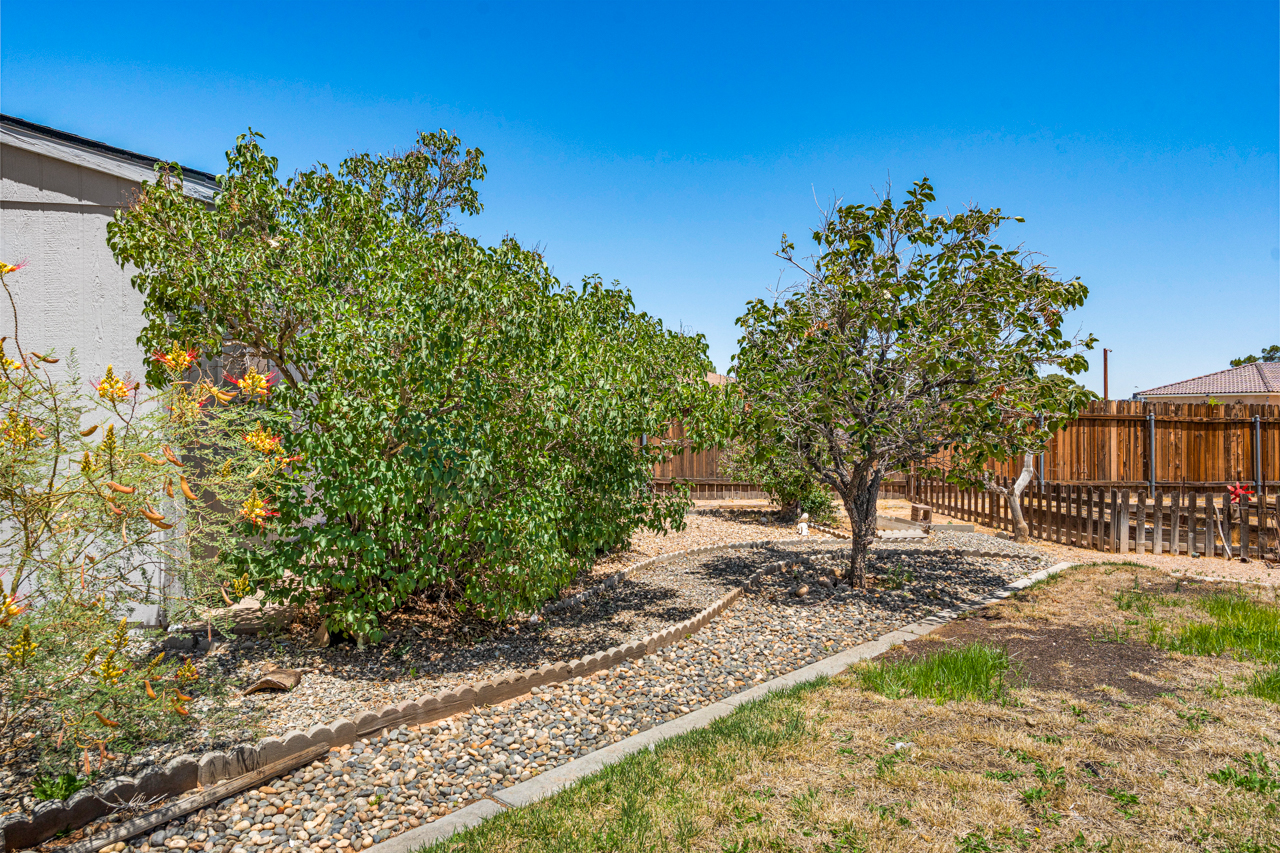 12450 Algonquin Road Apple Valley, CA 92308 - Photo 44 of 56