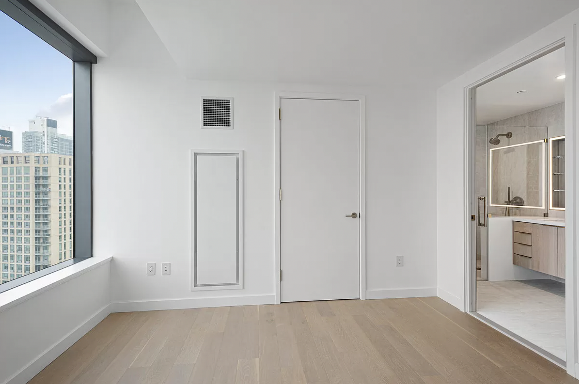 3 Court Square, Unit 1902 Queens, NY 11101 - Photo 6 of 16