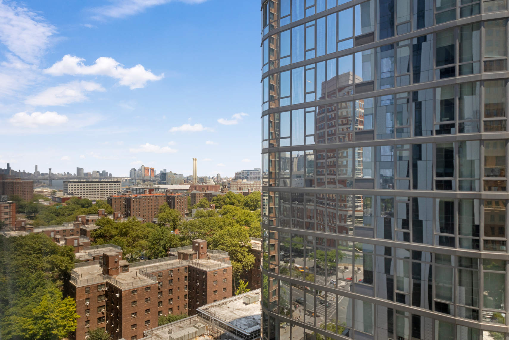 150 Myrtle Avenue, Unit 1902 Brooklyn, NY 11201 - Photo 7 of 27 a view of a city with tall buildings