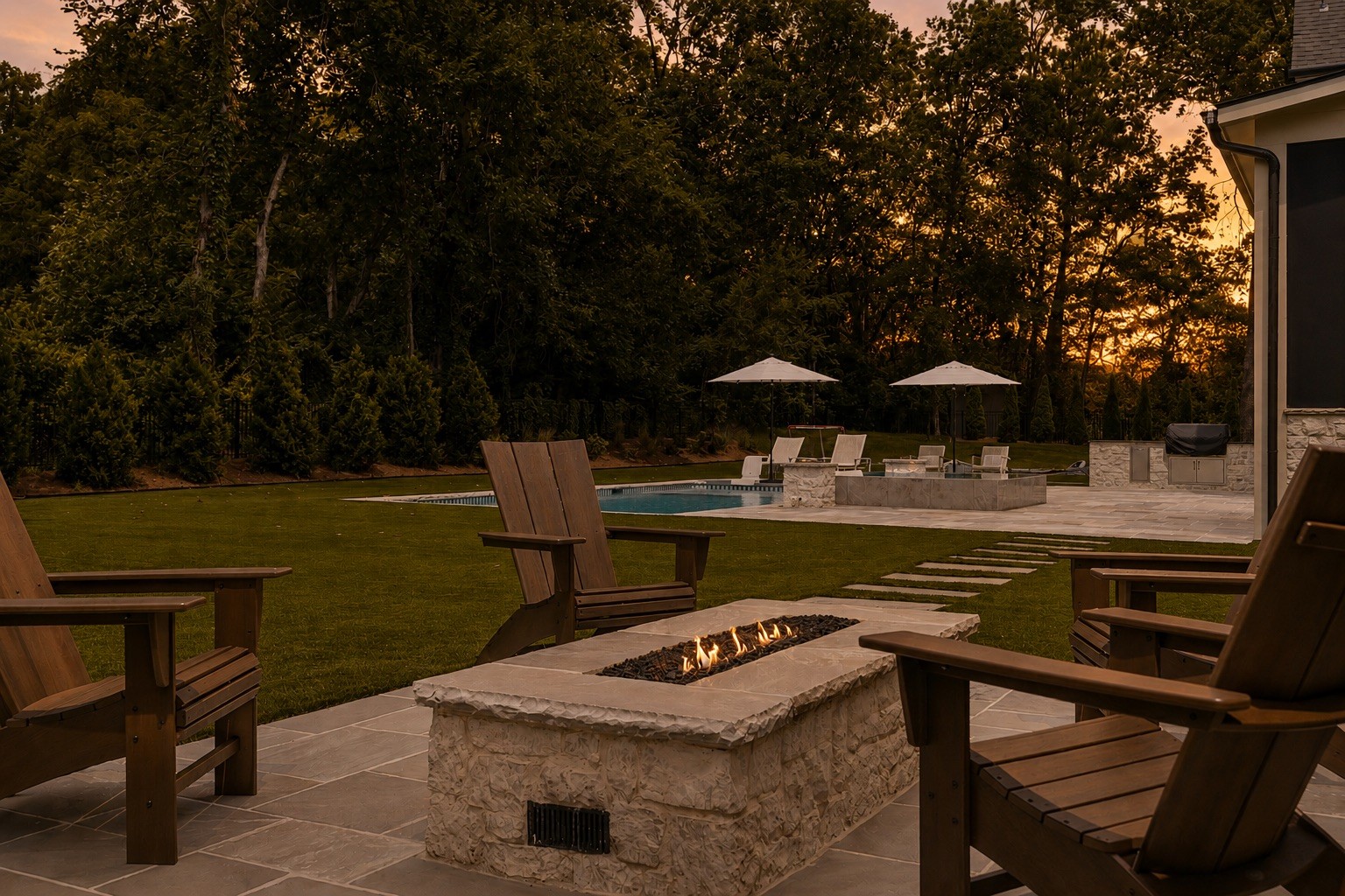 2013 Stonehurst Dr Nashville, TN 37215 - Photo 32 of 41 Gallery Image 32