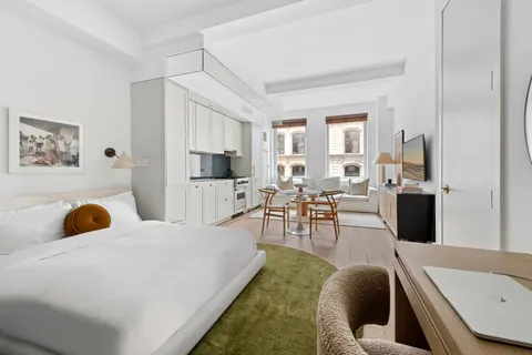 $899,000 | 93 Worth Street, Unit 406 | TriBeCa