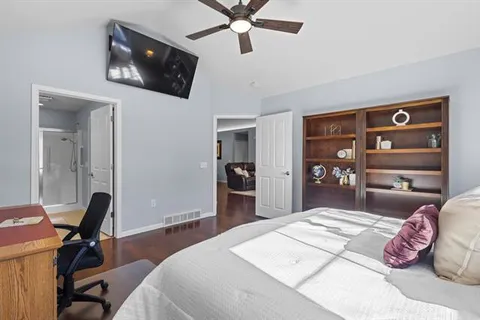 $525,000 | 10 Pond View Way, Fitchburg, WI 53711