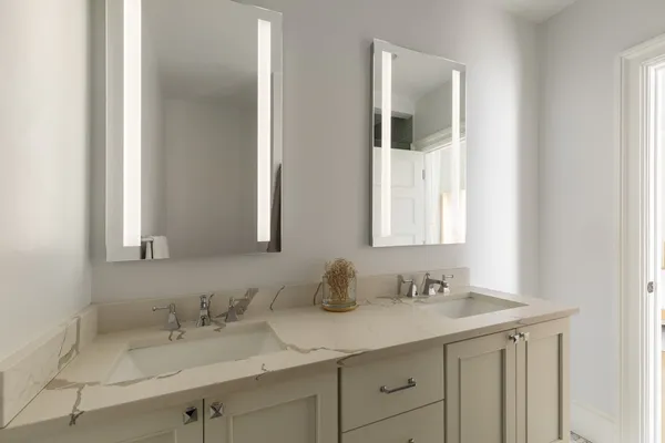 $1,995,000 | 72 Washington Street, Unit 1, Boston, MA 02129