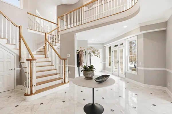 a view of entryway and hall