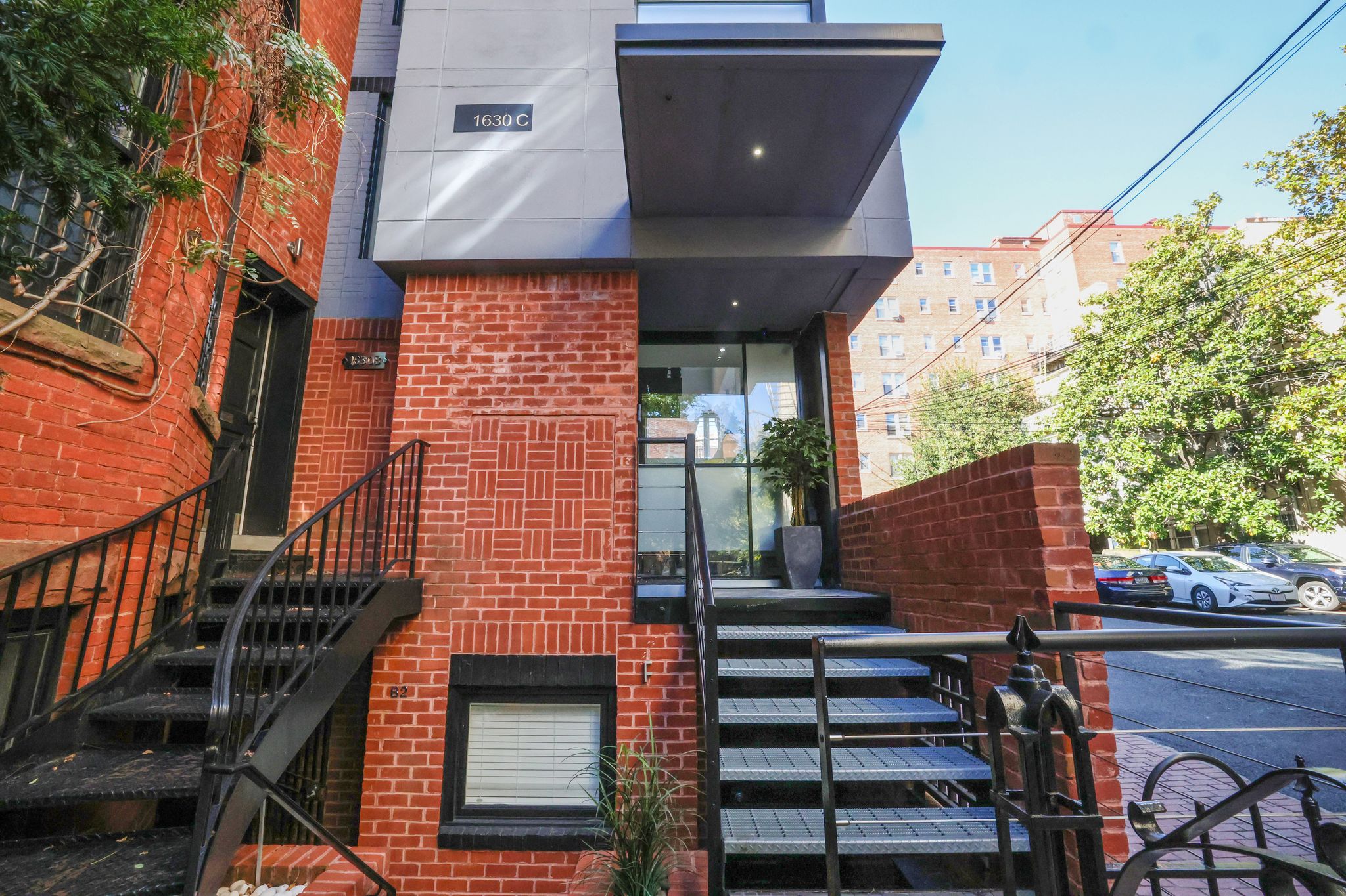 1630 19th Street Northwest, Unit C Washington, DC 20009 - Photo 3 of 45