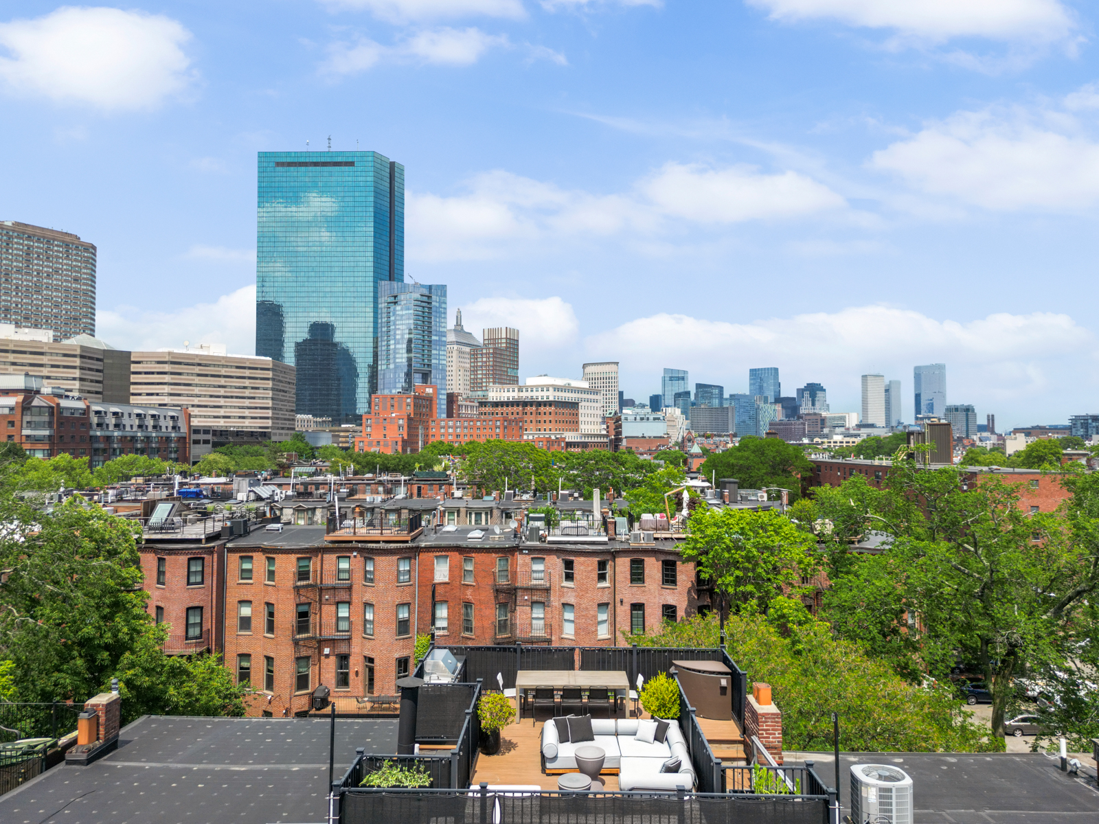 17 Braddock Park, Unit 3 Boston, MA 02116 - Photo 22 of 24