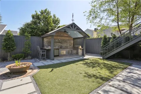 $315,000 | 1117 Ninth Street, Unit 202, New Orleans, LA 70115