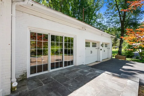 Contact Agent | 6613 Bradley Boulevard, Bethesda, MD 20817