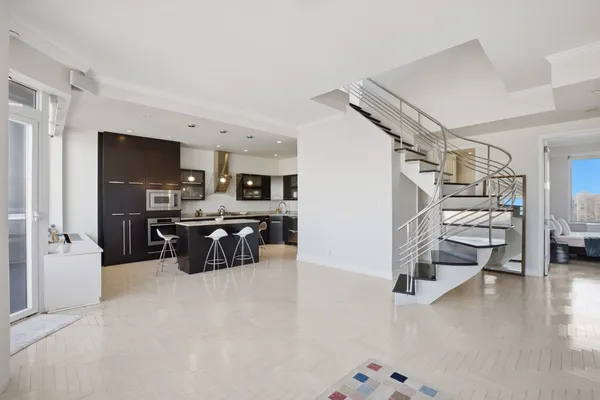 $2,650,000 | 418 East 59th Street, Unit PHA | Sutton Place