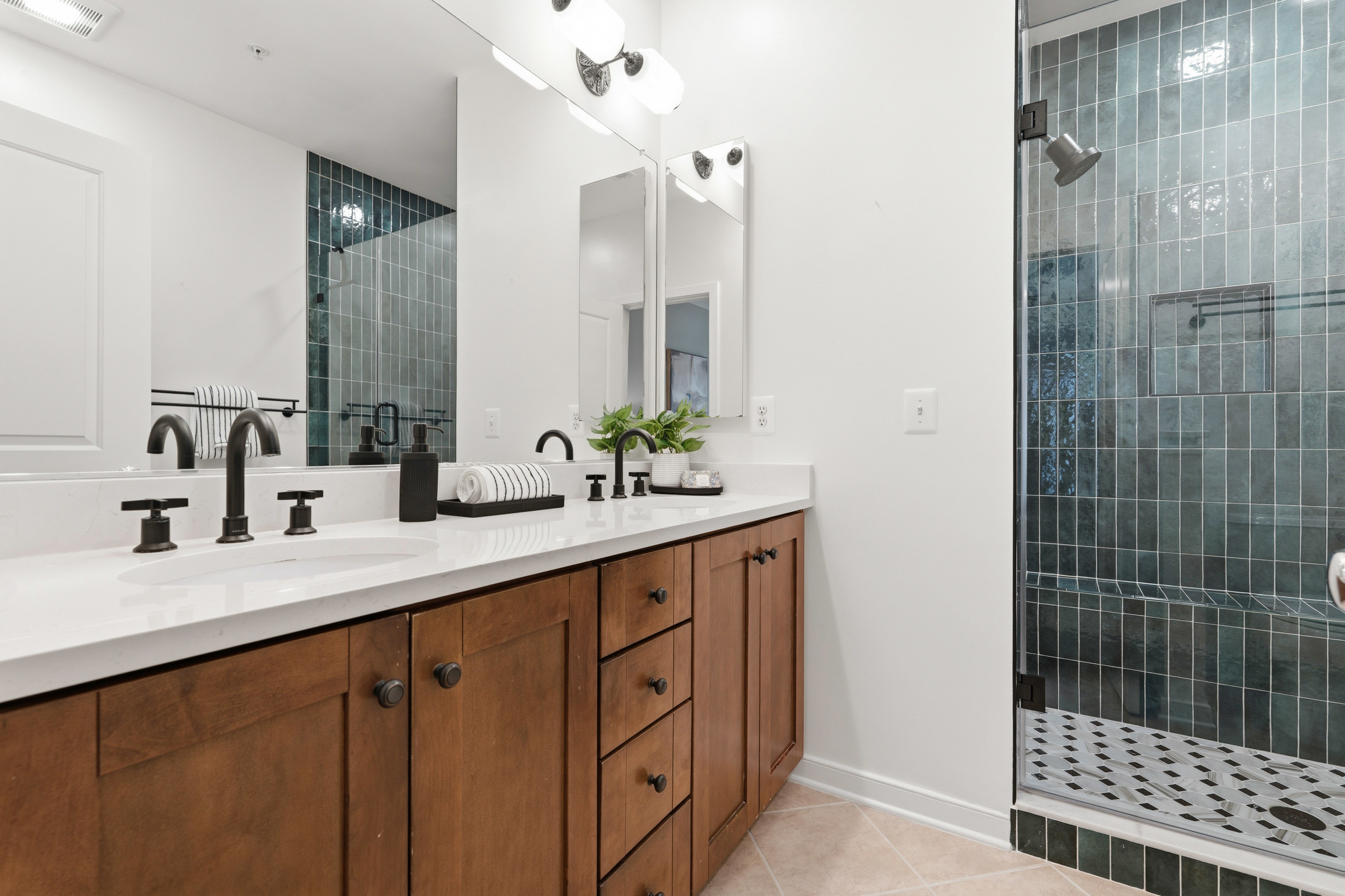 335 L Street Southeast Washington, DC 20003 - Photo 19 of 54