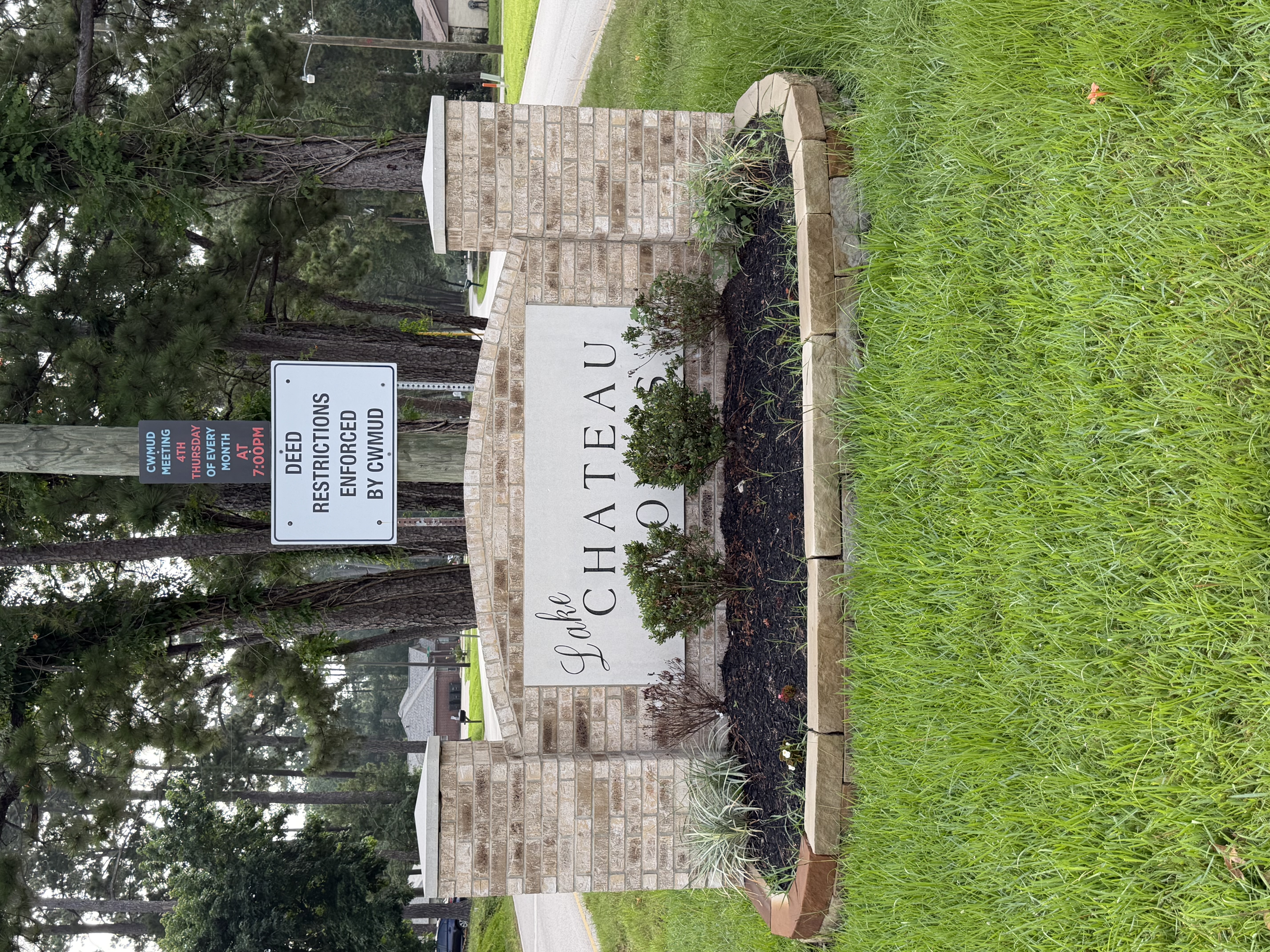 511 Springwood Drive Conroe, TX 77385 - Photo 2 of 11