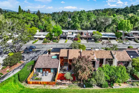 $578,000 | 3161 Valley Green Lane, Napa, CA 94558