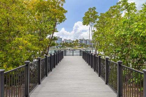 $785,000 | 1800 Sunset Harbour Drive, Unit 2409, Miami Beach, FL 33139